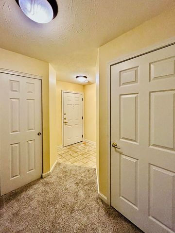 969 Mistflower Lane, Florence, KY 41042