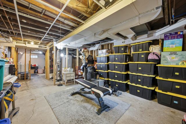 602 4th Street S, Moorhead, MN 56560