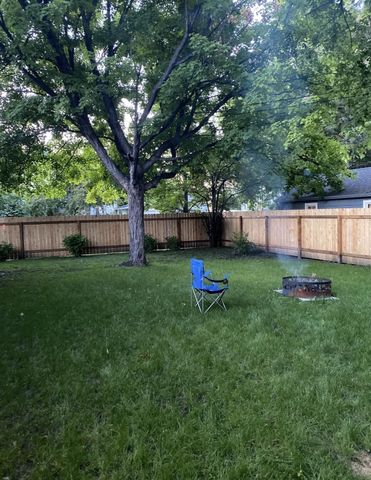 602 4th Street S, Moorhead, MN 56560