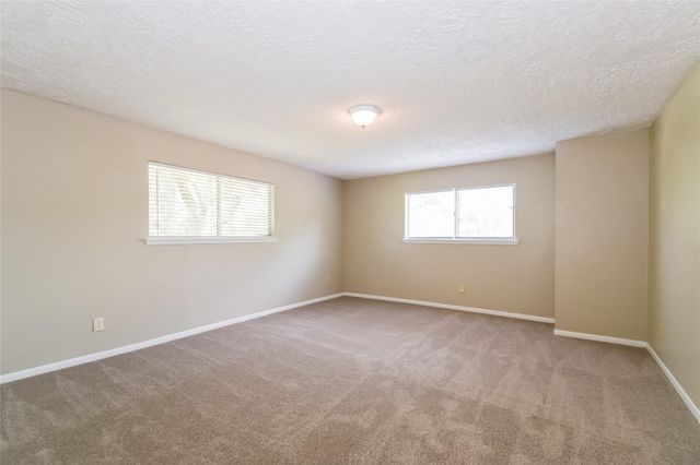 2422 Hilton Head Drive, Missouri City, TX 77459