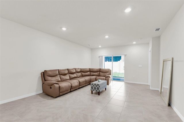 20010 ROYAL TERN COURT, Leesburg, FL 34748