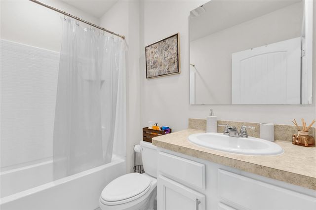 20010 ROYAL TERN COURT, Leesburg, FL 34748