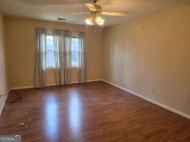 120 Garden Court, Fayetteville, GA 30215