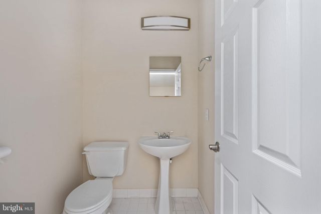 8 NEWPORT CT, Stafford, VA 22554