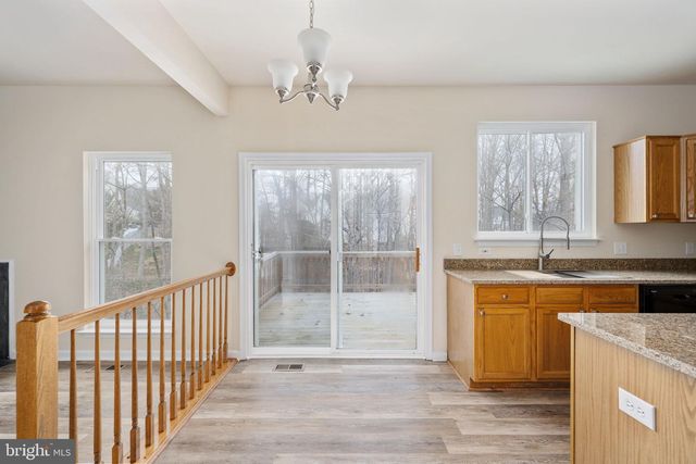 8 NEWPORT CT, Stafford, VA 22554