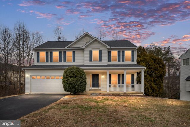 8 NEWPORT CT, Stafford, VA 22554
