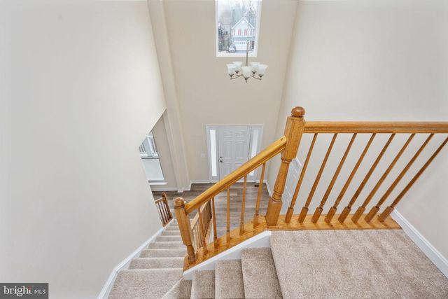 8 NEWPORT CT, Stafford, VA 22554