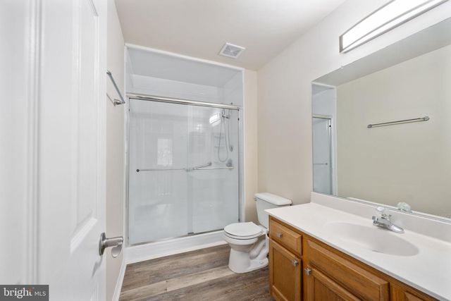 8 NEWPORT CT, Stafford, VA 22554