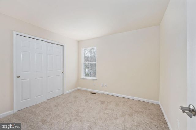 8 NEWPORT CT, Stafford, VA 22554