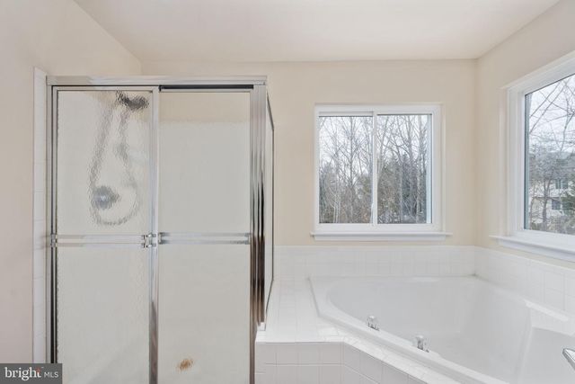 8 NEWPORT CT, Stafford, VA 22554