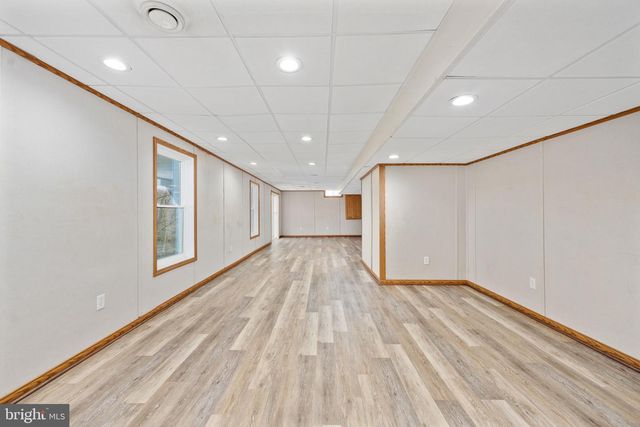 8 NEWPORT CT, Stafford, VA 22554