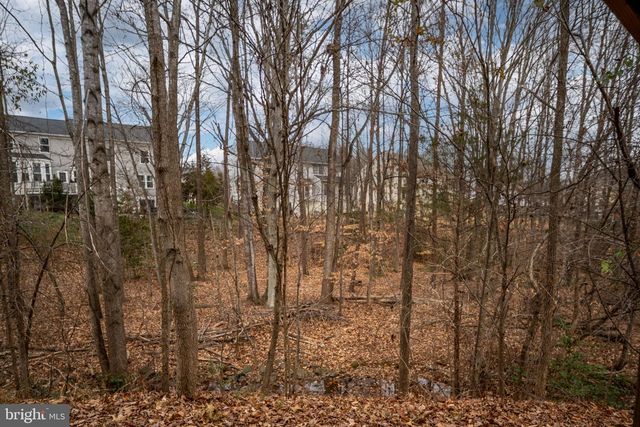 8 NEWPORT CT, Stafford, VA 22554