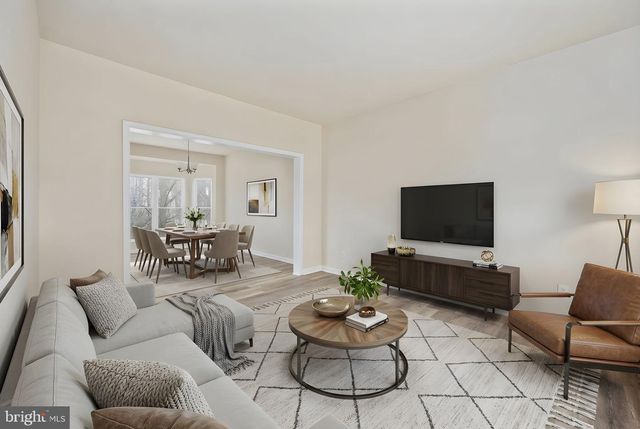 8 NEWPORT CT, Stafford, VA 22554