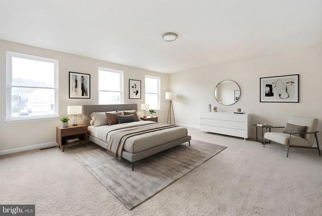 8 NEWPORT CT, Stafford, VA 22554