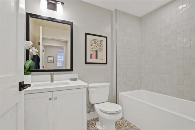 927 Deep Valley Drive 119, Rolling Hills Estates, CA 90274
