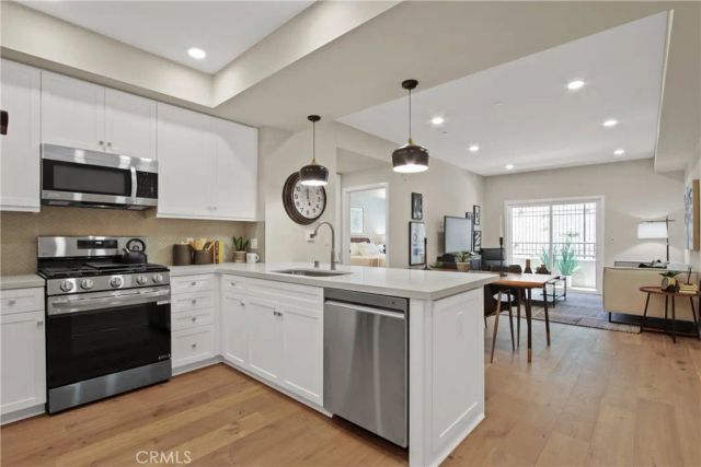 927 Deep Valley Drive 119, Rolling Hills Estates, CA 90274