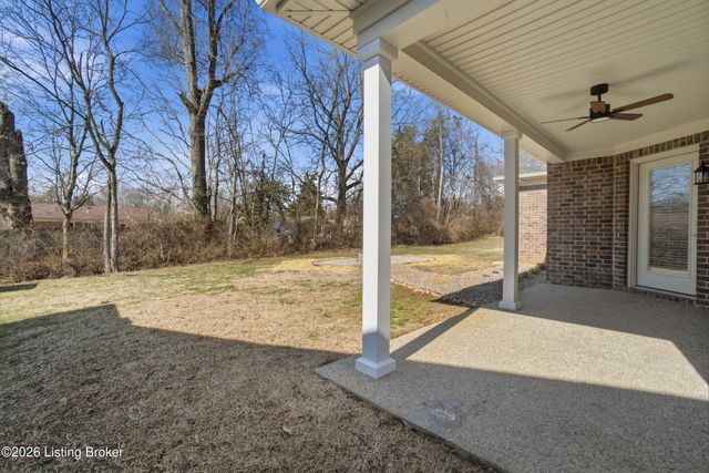 7808 Annalisa Dr, Louisville, KY 40291