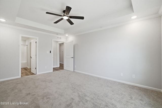 7808 Annalisa Dr, Louisville, KY 40291