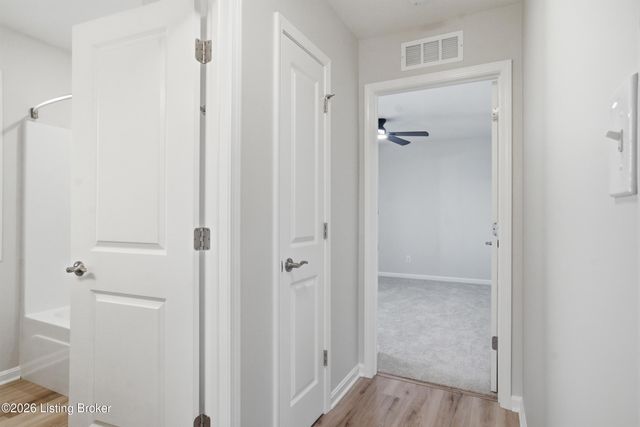 7808 Annalisa Dr, Louisville, KY 40291