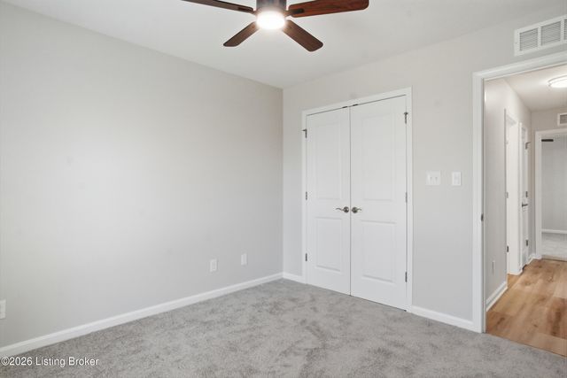 7808 Annalisa Dr, Louisville, KY 40291