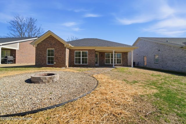 7808 Annalisa Dr, Louisville, KY 40291