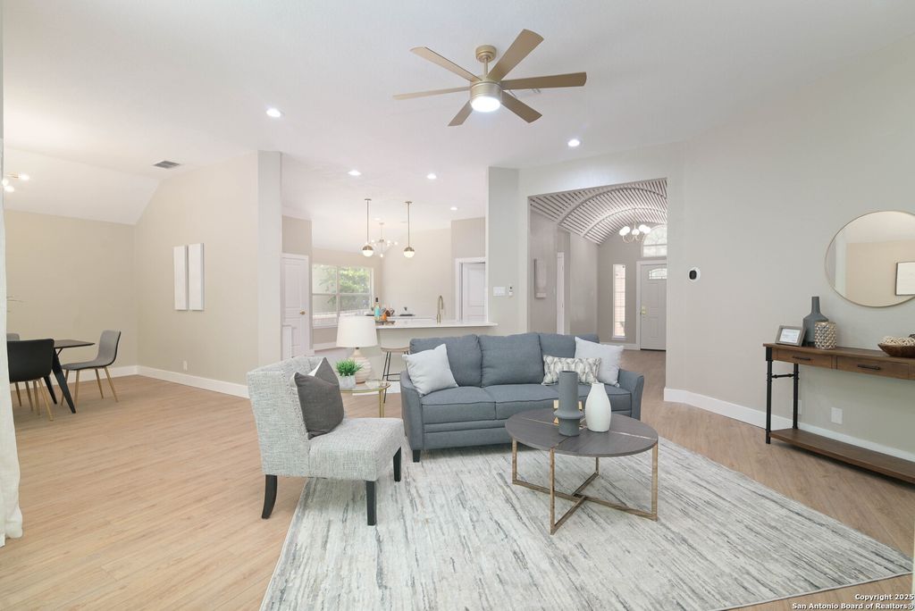 2155 N Ranch Estates, New Braunfels, TX 78130