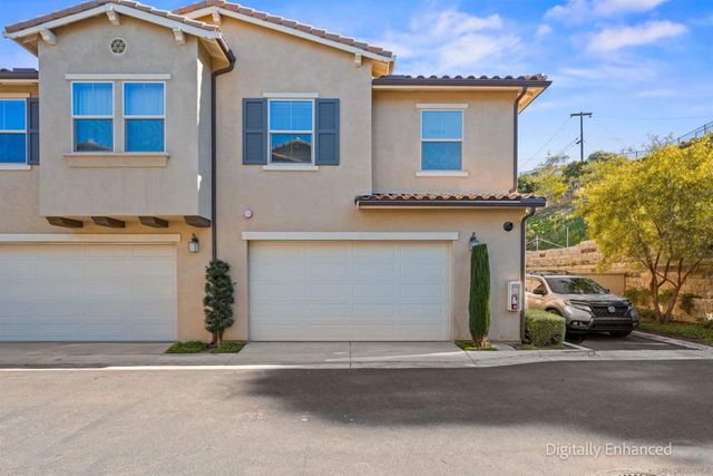 1151 Delpy View Pt, Vista, CA 92084