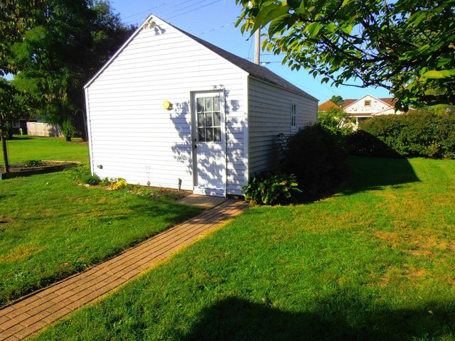131 N Middleboro Avenue, Mishawaka, IN 46544