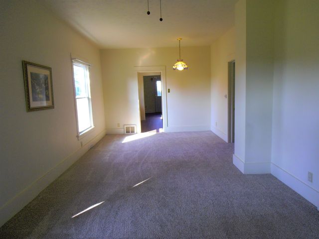 131 N Middleboro Avenue, Mishawaka, IN 46544