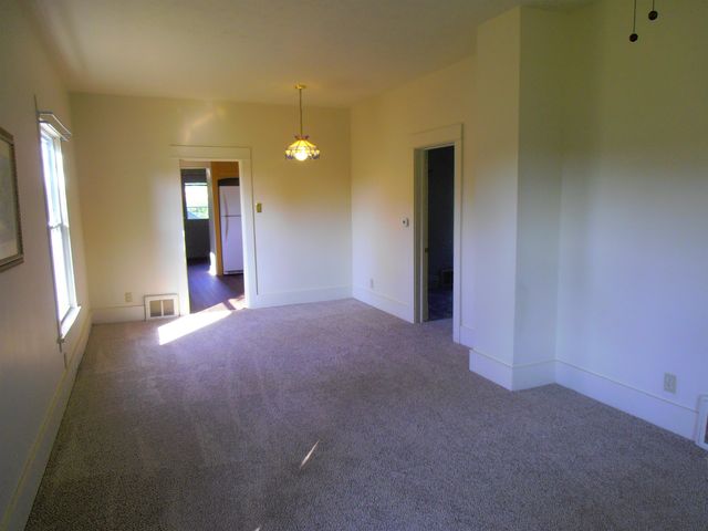 131 N Middleboro Avenue, Mishawaka, IN 46544