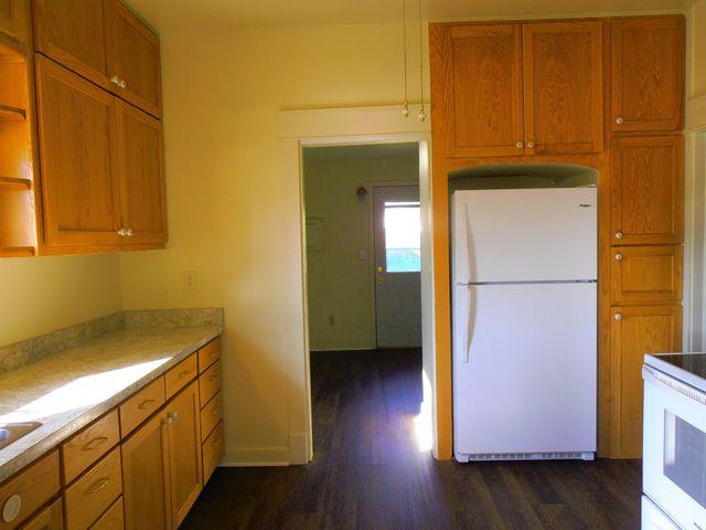 131 N Middleboro Avenue, Mishawaka, IN 46544