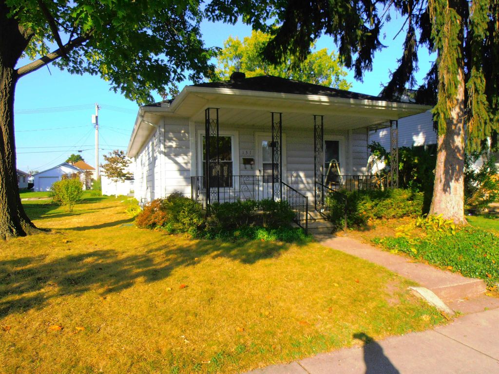 131 N Middleboro Avenue, Mishawaka, IN 46544
