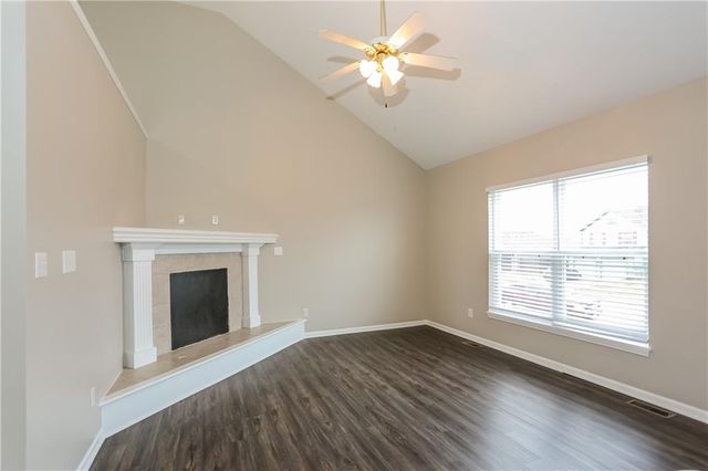 502 Sunny Lane, Raymore, MO 64083