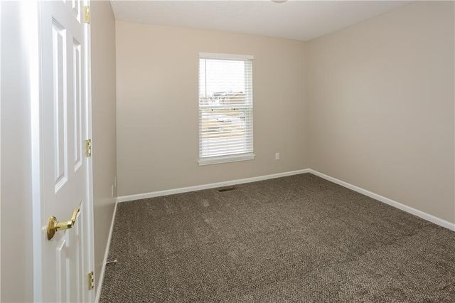 502 Sunny Lane, Raymore, MO 64083