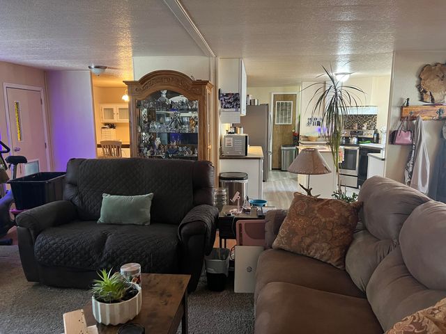 53506 Day Road, La Pine, OR 97739