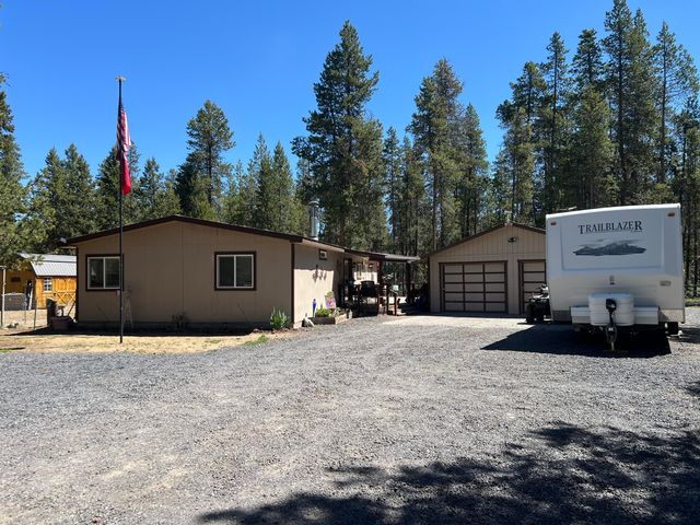 53506 Day Road, La Pine, OR 97739