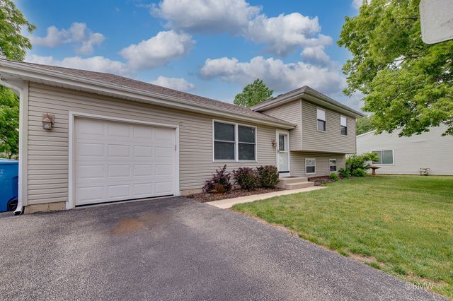 922 Capistrano Terrace, Bartlett, IL 60103