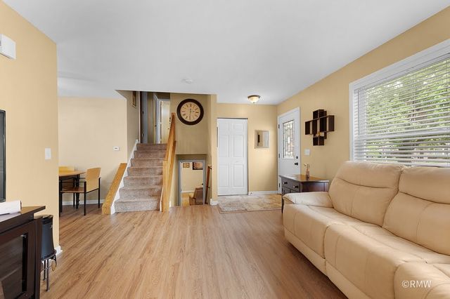 922 Capistrano Terrace, Bartlett, IL 60103