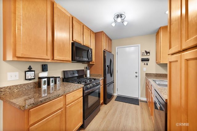922 Capistrano Terrace, Bartlett, IL 60103