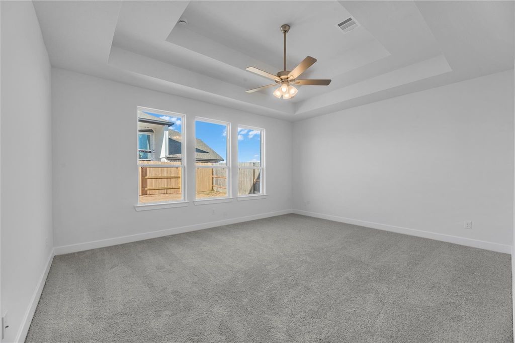 Image 10 of property listing at 4931 Carina Street, Richmond, TX 77469