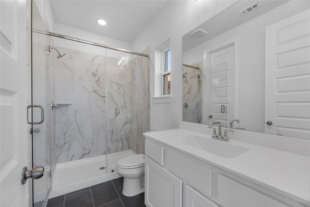 Image 16 of property listing at 4931 Carina Street, Richmond, TX 77469