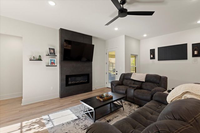 4515 Lone Oak, Longview, TX 75604