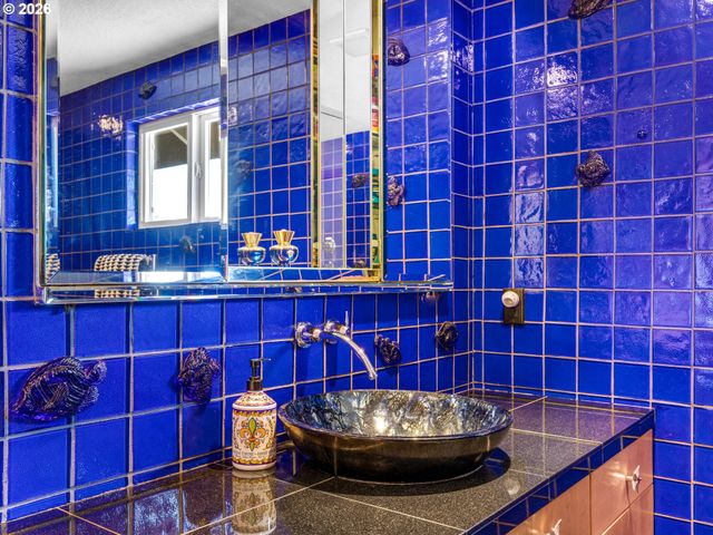 89610 SEA BREEZE Dr, Warrenton, OR 97146