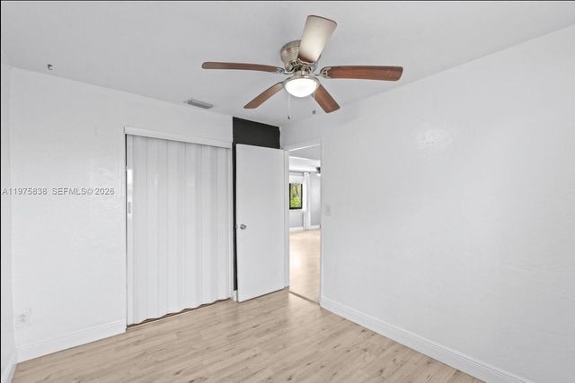 5754 SW 20th St, West Park, FL 33023