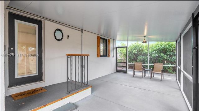 5754 SW 20th St, West Park, FL 33023