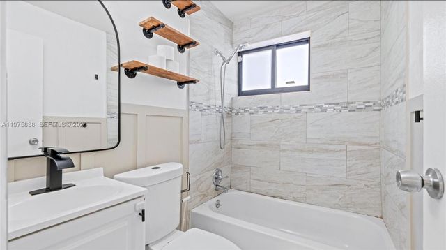 5754 SW 20th St, West Park, FL 33023