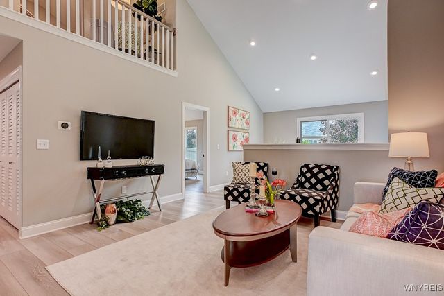 37 B Stonham Place 6B, Amherst, NY 14221