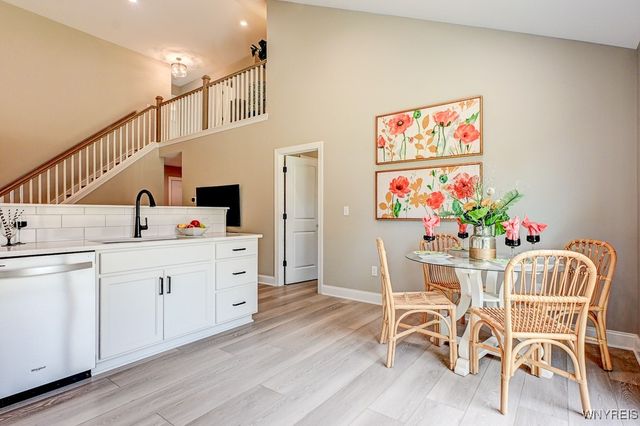 37 B Stonham Place 6B, Amherst, NY 14221