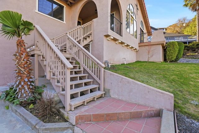 1610 Calabrese Way, Gilroy, CA 95020