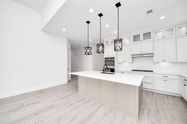 9606 Chateau Hill, Manvel, TX 77578